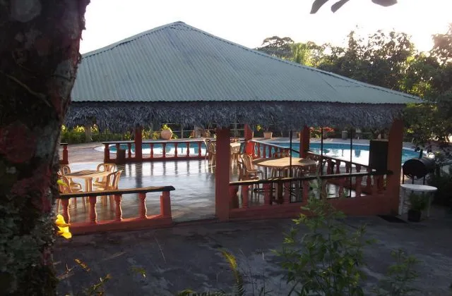 Los Bohios Campo Anil Jarabacoa piscina